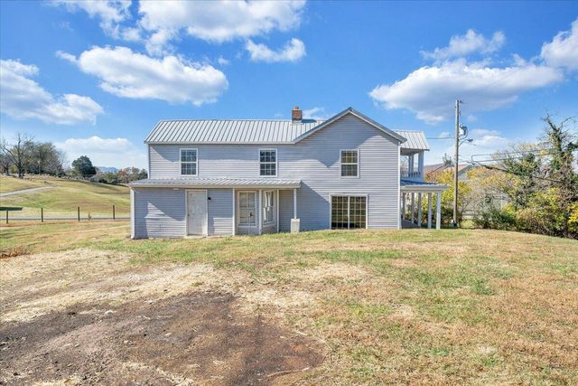 N 112 Hancock ST, Fincastle, VA 24090