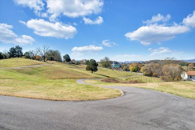 N 112 Hancock ST, Fincastle, VA 24090