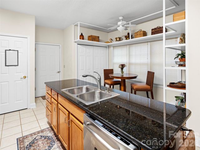 4 Holiday Drive, Arden, NC 28704