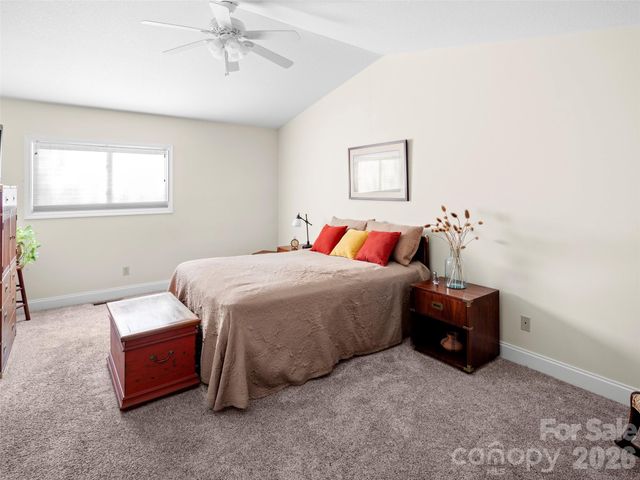 4 Holiday Drive, Arden, NC 28704