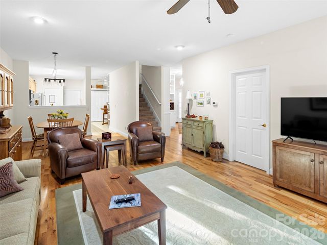 4 Holiday Drive, Arden, NC 28704