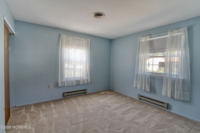 108 Sunset Road, Whiting, NJ 08759
