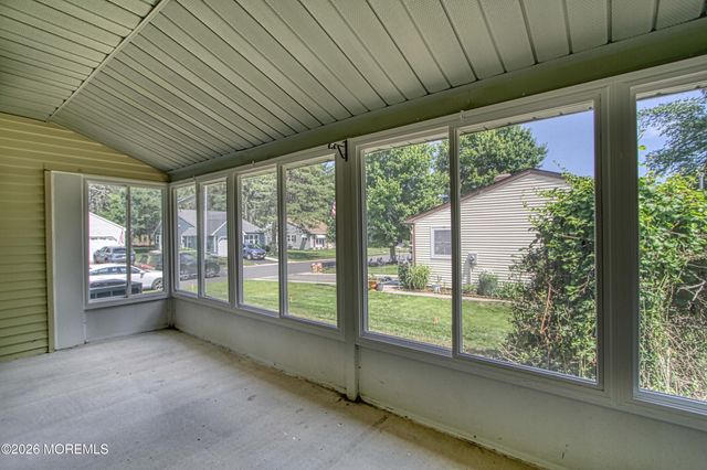108 Sunset Road, Whiting, NJ 08759
