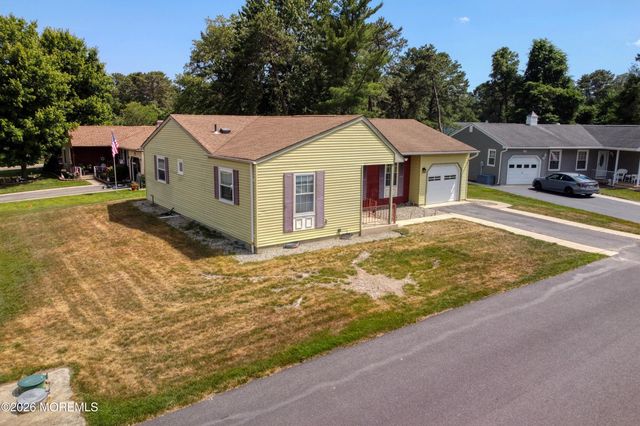 108 Sunset Road, Whiting, NJ 08759