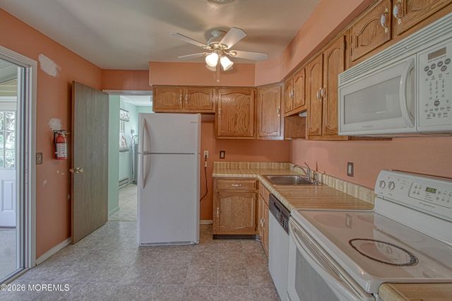 108 Sunset Road, Whiting, NJ 08759