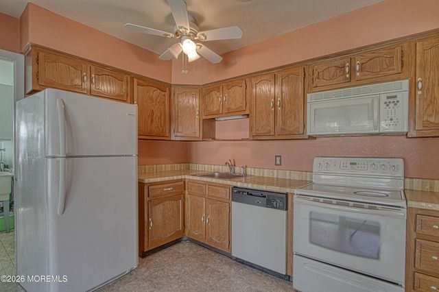 108 Sunset Road, Whiting, NJ 08759