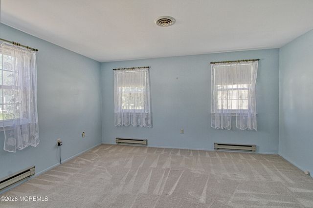 108 Sunset Road, Whiting, NJ 08759