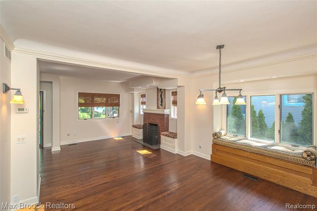 611 W 4th Street, Royal Oak, MI 48067