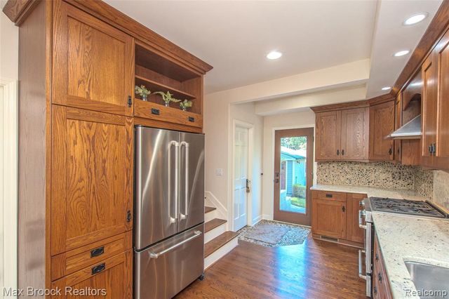 611 W 4th Street, Royal Oak, MI 48067