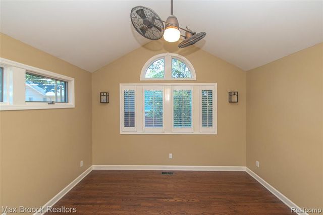 611 W 4th Street, Royal Oak, MI 48067