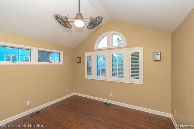 611 W 4th Street, Royal Oak, MI 48067