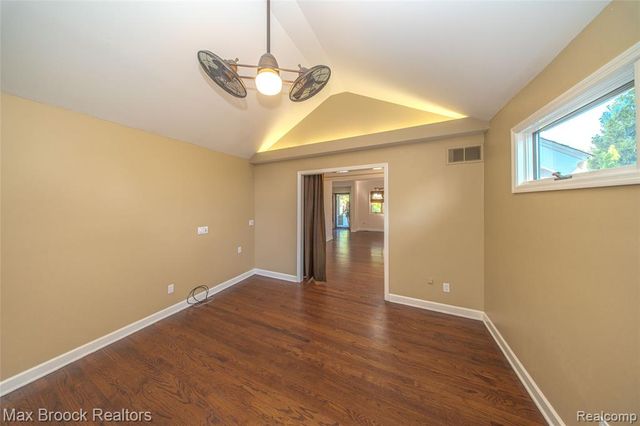 611 W 4th Street, Royal Oak, MI 48067