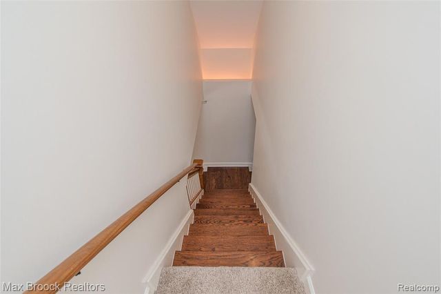 611 W 4th Street, Royal Oak, MI 48067