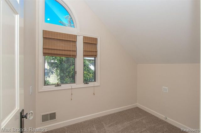 611 W 4th Street, Royal Oak, MI 48067