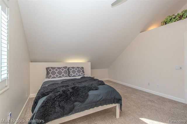 611 W 4th Street, Royal Oak, MI 48067