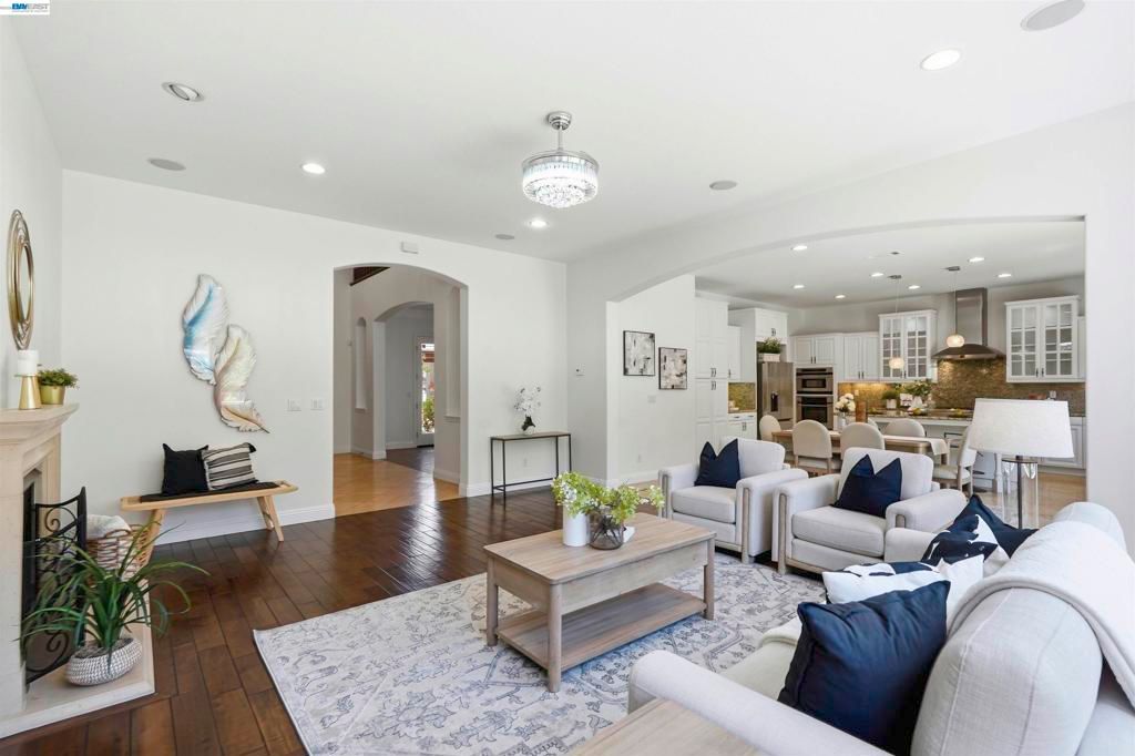 Image 15 of property listing at 3923 Jamie Place, San Ramon, CA 94582