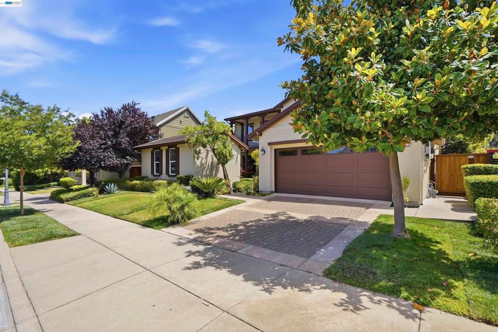 Image 5 of property listing at 3923 Jamie Place, San Ramon, CA 94582