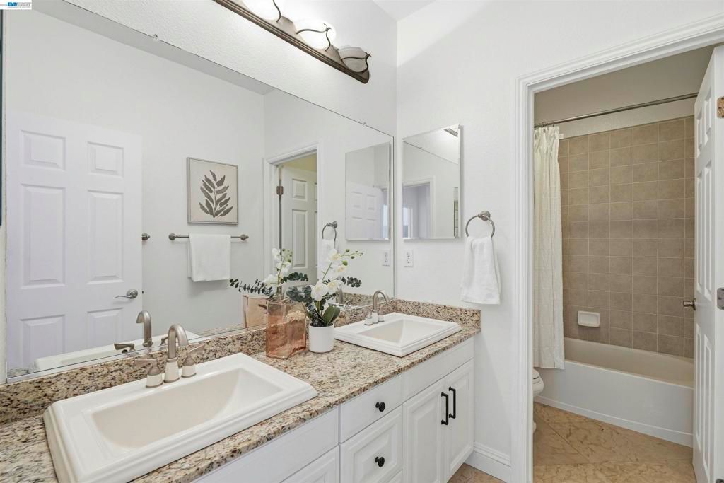 Image 54 of property listing at 3923 Jamie Place, San Ramon, CA 94582