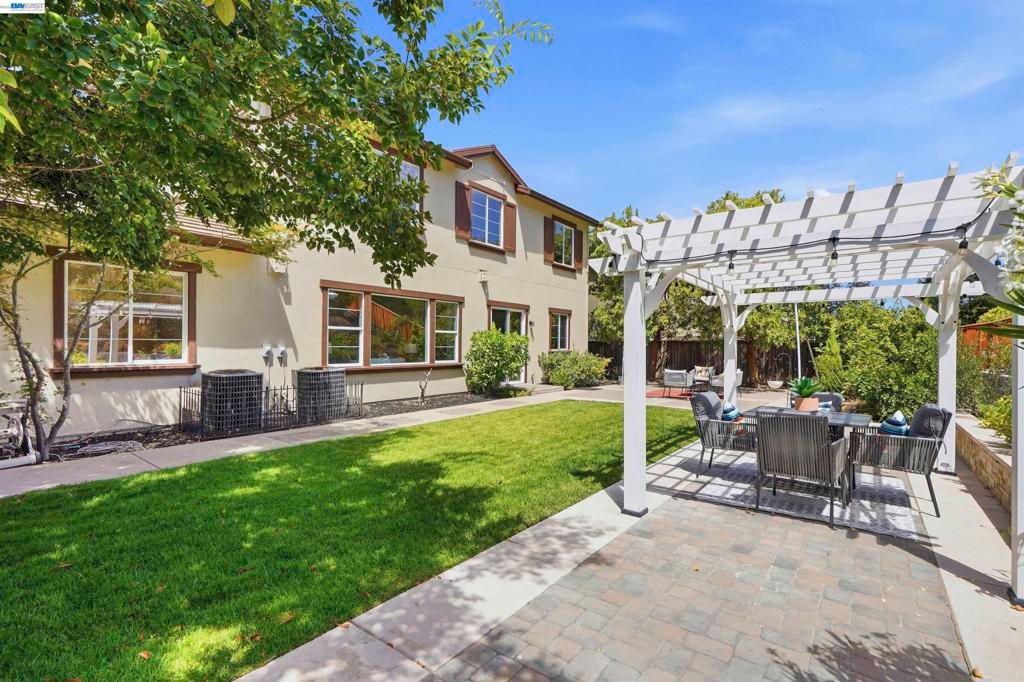 Image 75 of property listing at 3923 Jamie Place, San Ramon, CA 94582