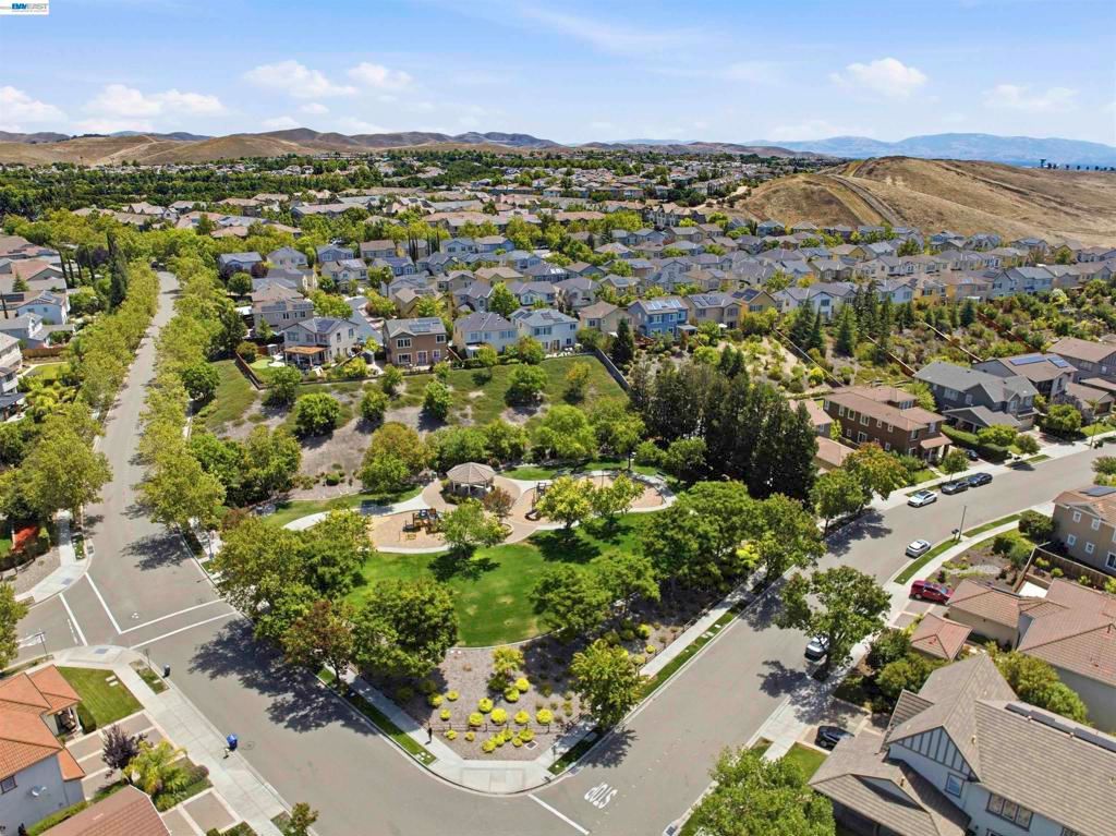 Image 89 of property listing at 3923 Jamie Place, San Ramon, CA 94582