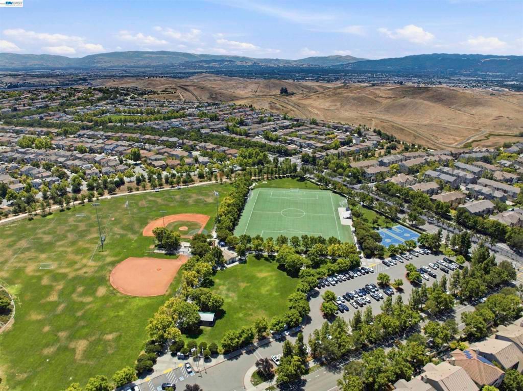Image 92 of property listing at 3923 Jamie Place, San Ramon, CA 94582