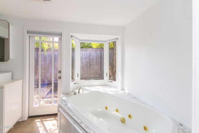 21 Sweetbay Road, Rancho Palos Verdes, CA 90275