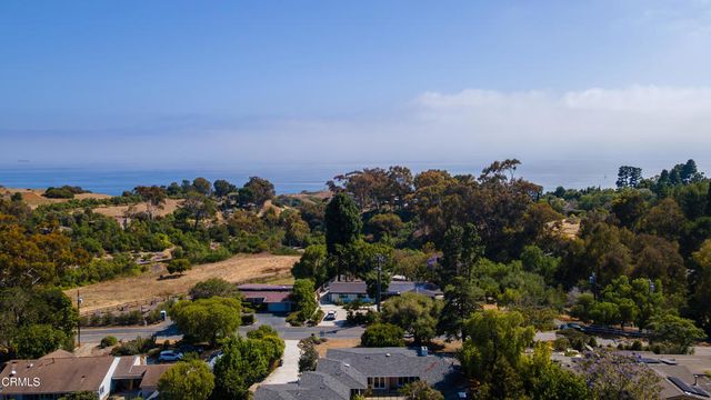 21 Sweetbay Road, Rancho Palos Verdes, CA 90275