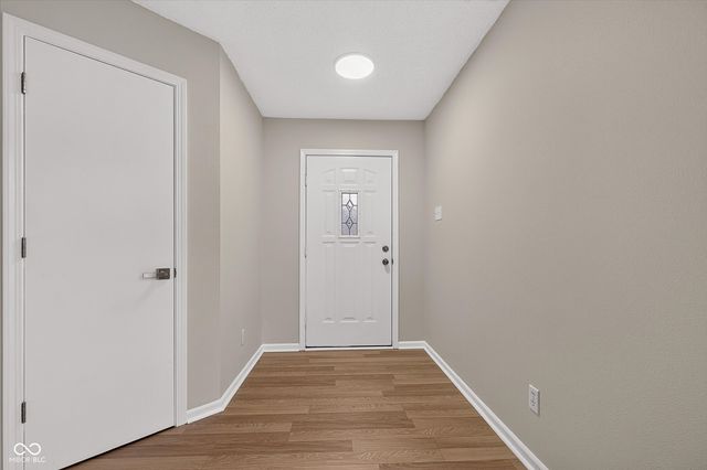 2203 Summerfield Drive, Plainfield, IN 46168
