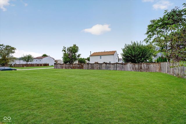 2203 Summerfield Drive, Plainfield, IN 46168
