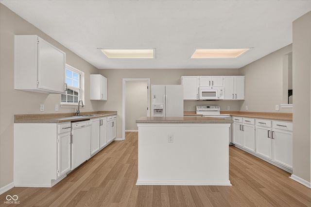 2203 Summerfield Drive, Plainfield, IN 46168