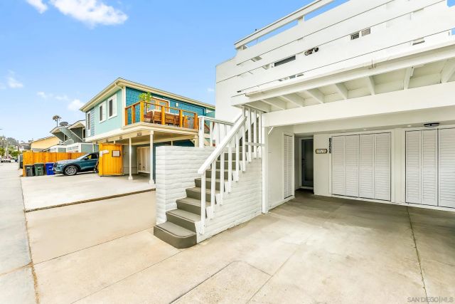 1943 Coast A, Del Mar, CA 92014