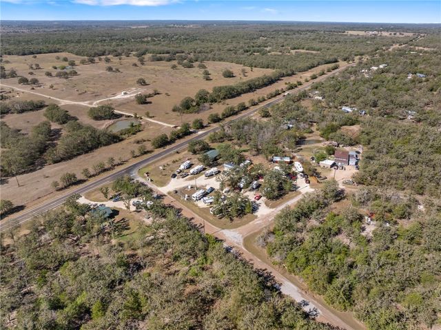 105 Lake Forest Ln., Somerville, TX 77879