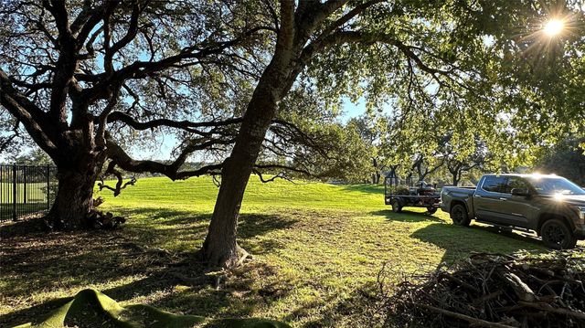 20807 Twisting TRL, Lago Vista, TX 78645
