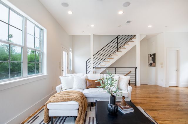 5820 Bryan Parkway 50, Dallas, TX 75206