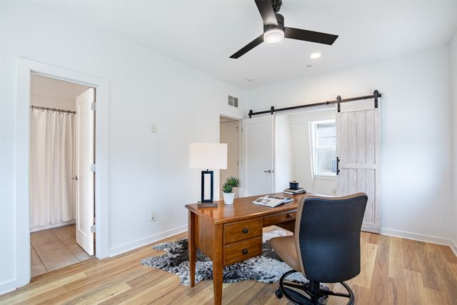 5820 Bryan Parkway 50, Dallas, TX 75206