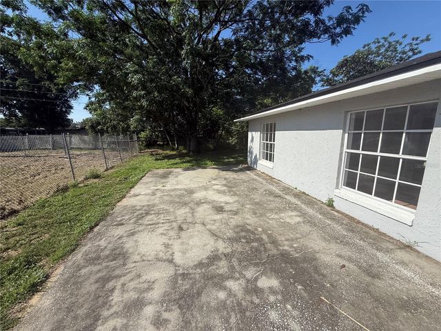 2442 LILLY STREET, Lake Wales, FL 33898