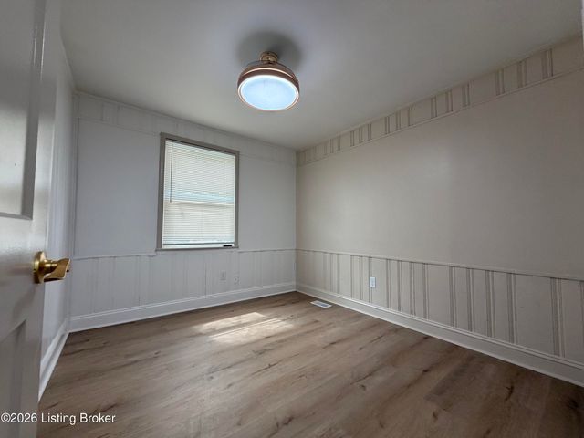 3618 Hudson Ave, Louisville, KY 40211
