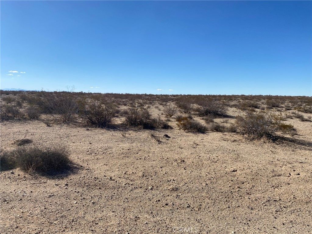 Image 4 of property listing at 0 Sylvan Avenue, Barstow, CA 92311