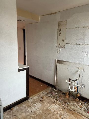 2327 Park Avenue, Kansas City, MO 64127