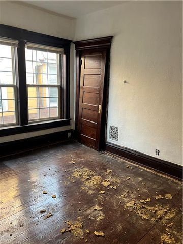 2327 Park Avenue, Kansas City, MO 64127