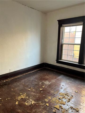 2327 Park Avenue, Kansas City, MO 64127