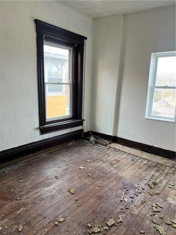 2327 Park Avenue, Kansas City, MO 64127