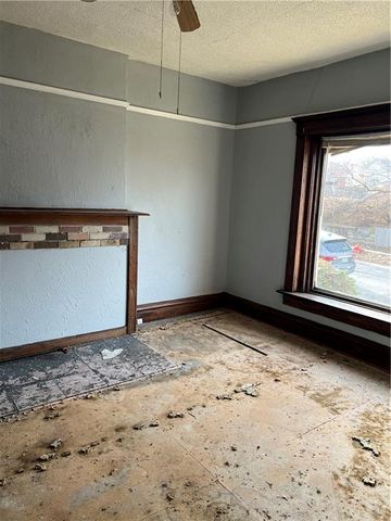 2327 Park Avenue, Kansas City, MO 64127