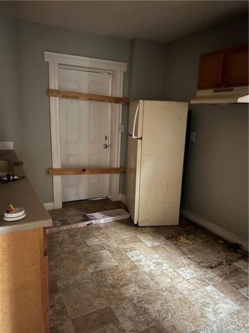 2327 Park Avenue, Kansas City, MO 64127