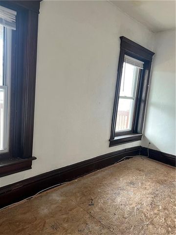 2327 Park Avenue, Kansas City, MO 64127