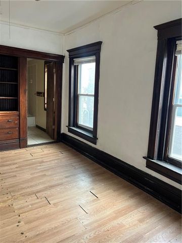 2327 Park Avenue, Kansas City, MO 64127