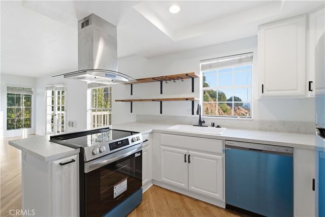 3995 Hortensia G8, San Diego, CA 92110