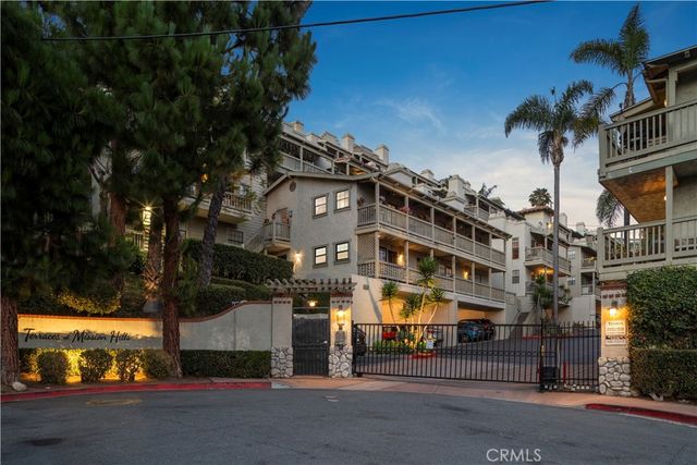 3995 Hortensia G8, San Diego, CA 92110