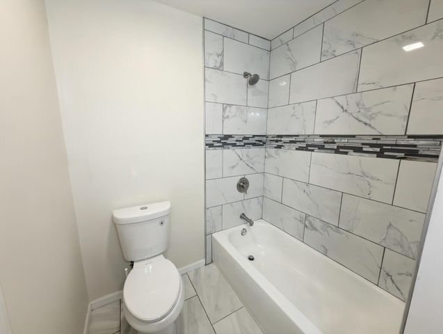 3032 Gladstone Avenue, Rockford, IL 61101