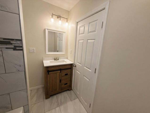 3032 Gladstone Avenue, Rockford, IL 61101